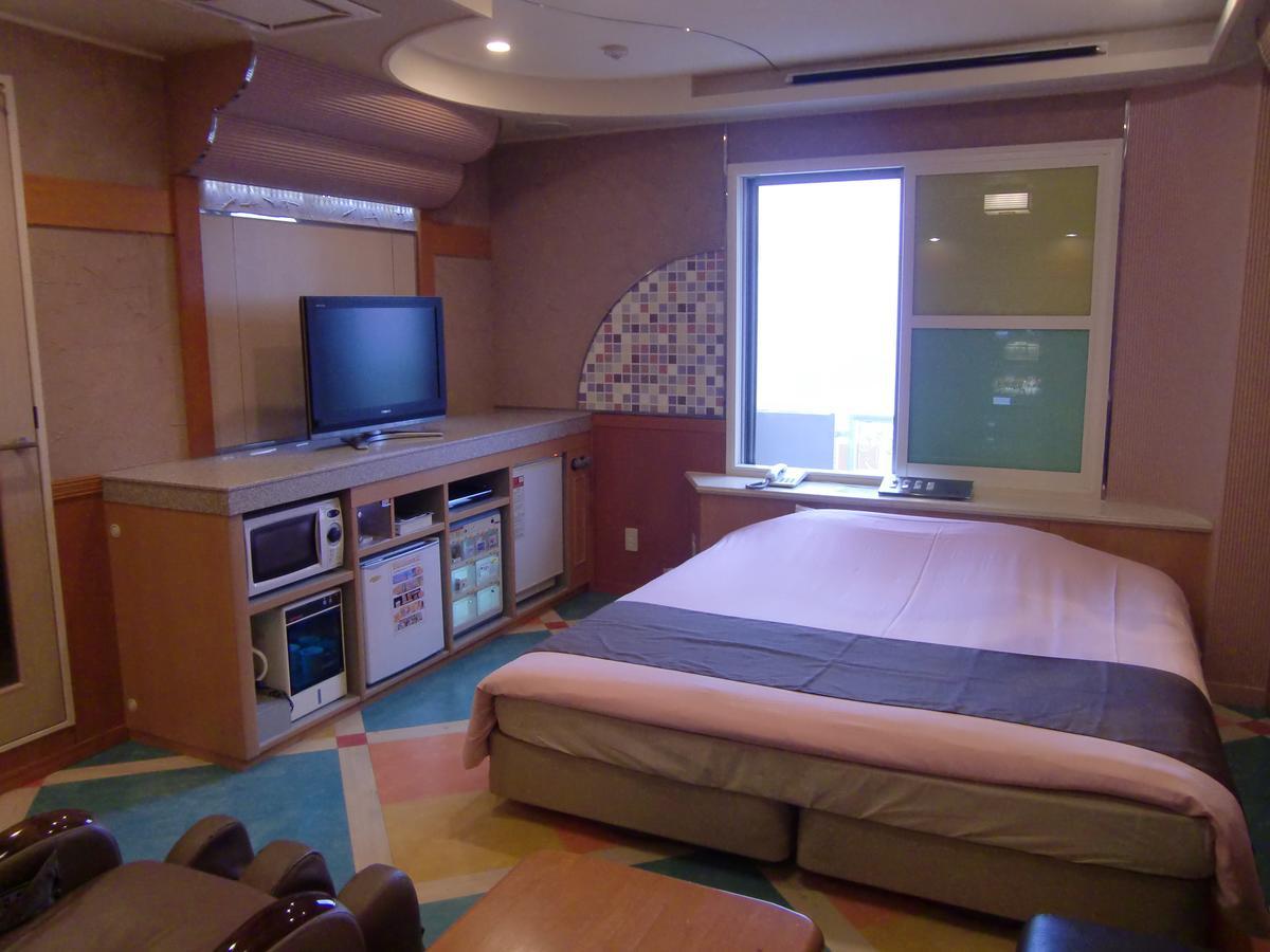 Resort Inn Golf Gotemba (Adults Only) Экстерьер фото