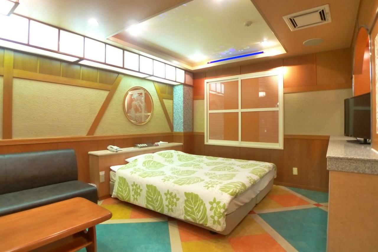 Resort Inn Golf Gotemba (Adults Only) Экстерьер фото